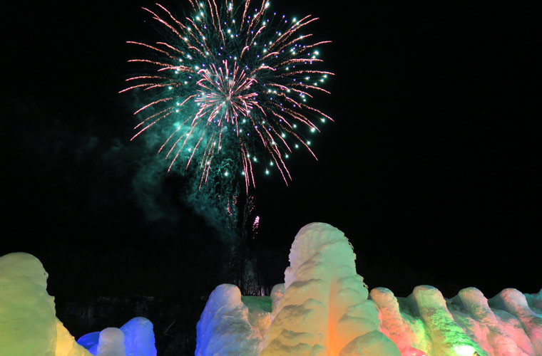 千歳・支笏湖氷濤まつり